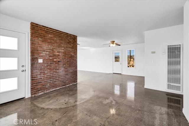 Detail Gallery Image 5 of 55 For 130 Delgada Ave, Yucca Valley,  CA 92284 - 3 Beds | 2 Baths