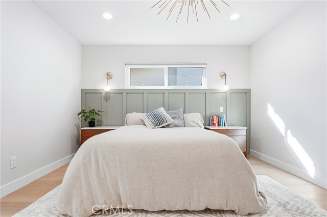 1124 E Maplewood Place, Orange CA: https://media.crmls.org/medias/1a25f80b-7cd9-4ac3-be28-c3e9ad1b9ed1.jpg