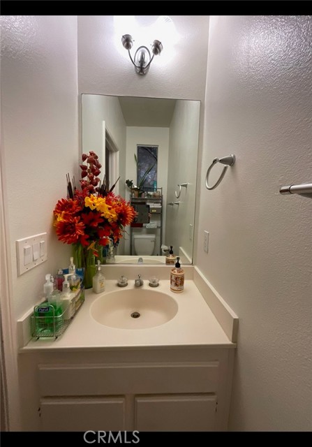 Detail Gallery Image 9 of 20 For 1115 Briana Cir, Oxnard,  CA 93030 - 4 Beds | 2/1 Baths