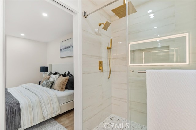 Detail Gallery Image 22 of 31 For 4534 Lennox, Sherman Oaks,  CA 91423 - 3 Beds | 2 Baths