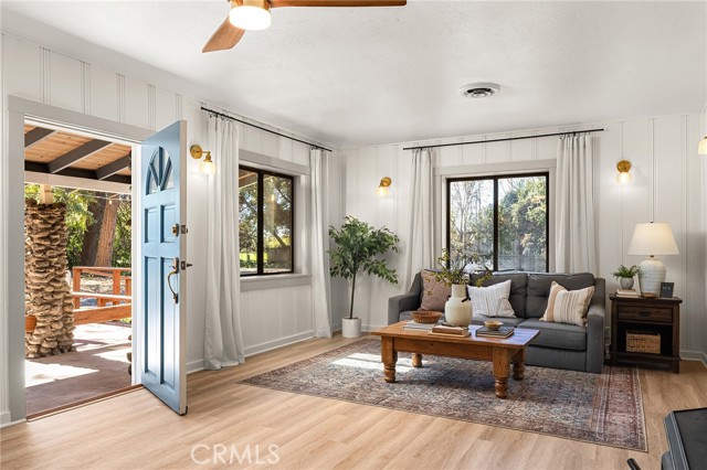 Detail Gallery Image 6 of 47 For 1920 W Sacramento, Chico,  CA 95926 - 5 Beds | 2/1 Baths