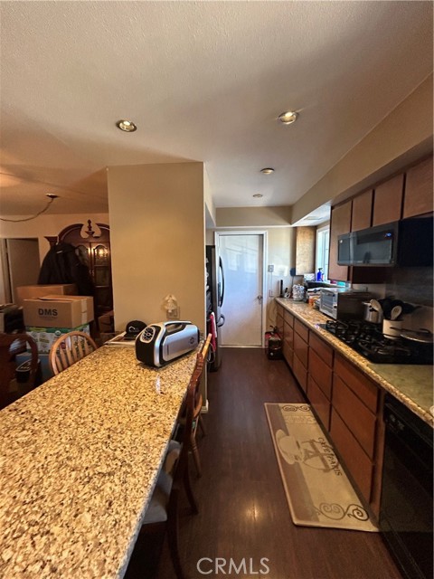 Detail Gallery Image 3 of 9 For 3801 E Spring St, Orange,  CA 92869 - 5 Beds | 2/1 Baths