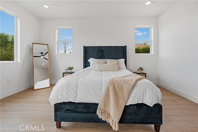 Detail Gallery Image 9 of 17 For 19187 Cottonwood Dr, Desert Hot Springs,  CA 92241 - 3 Beds | 2/1 Baths