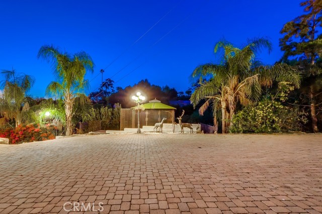 Detail Gallery Image 33 of 38 For 19974 E Limecrest Dr, Covina,  CA 91724 - 6 Beds | 4 Baths