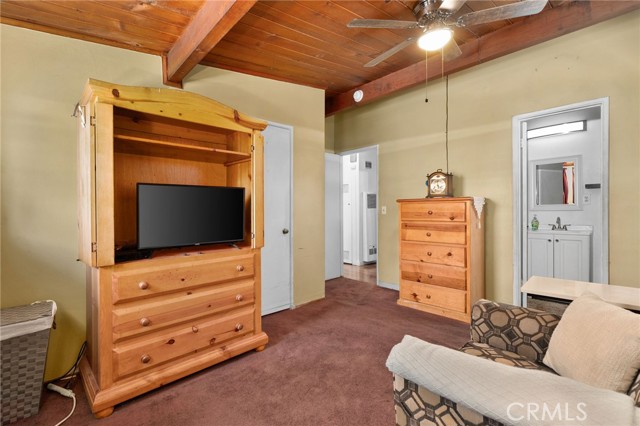 2365 Lovejoy Street, Pomona CA: https://media.crmls.org/medias/1a293aaf-d5e9-4419-9bd7-23fd30027e8f.jpg