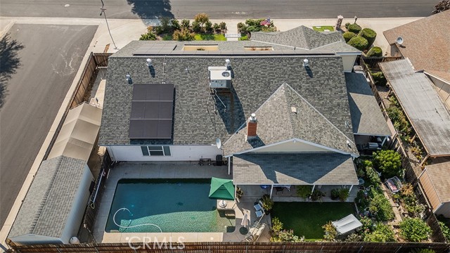 2468 Laverne, Clovis CA: https://media.crmls.org/medias/1a29628b-9b2e-47fa-aab2-125676bfa1a8.jpg