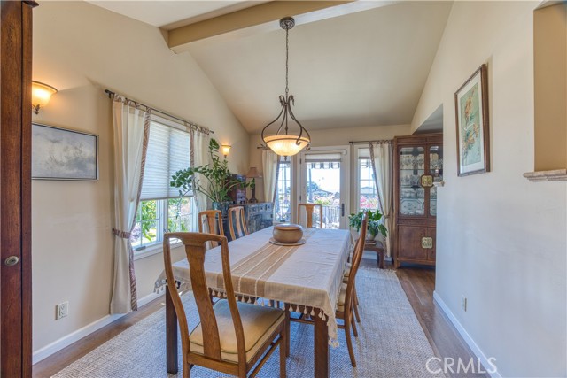 226 Encanto Avenue, Pismo Beach CA: https://media.crmls.org/medias/1a298dfe-76d0-4ac0-bfc1-216aca13cc7b.jpg
