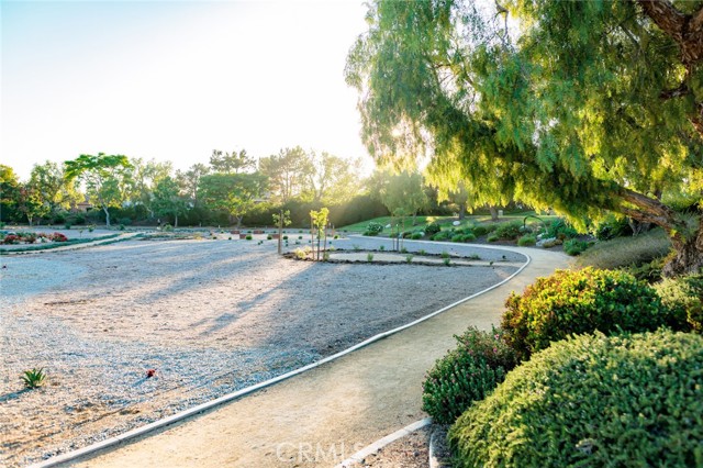 1045 Inverlochy Drive, Fallbrook CA: https://media.crmls.org/medias/1a2a9862-b739-4964-a148-6dd44cc91d5b.jpg