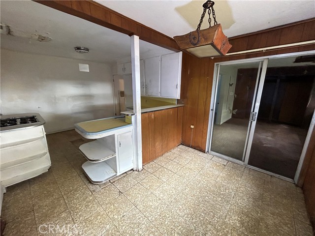 Detail Gallery Image 11 of 18 For 1232 Browning, Sacramento,  CA 95815 - 3 Beds | 1 Baths