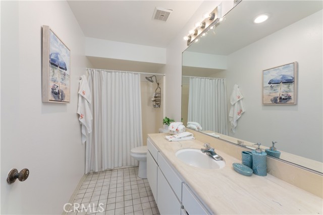 Detail Gallery Image 10 of 29 For 3511 Elm Ave #309,  Long Beach,  CA 90807 - 2 Beds | 2 Baths