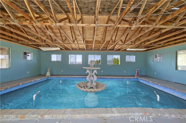 15374 Gaskell Road, Rosamond CA: https://media.crmls.org/medias/1a2c49f6-7f20-4675-8a7e-4f54dc8926c2.jpg