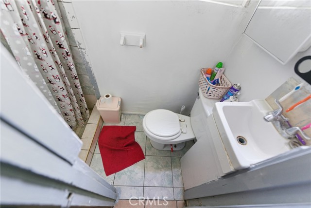 Detail Gallery Image 31 of 57 For 608 W 52nd, Los Angeles,  CA 90037 - 3 Beds | 2 Baths