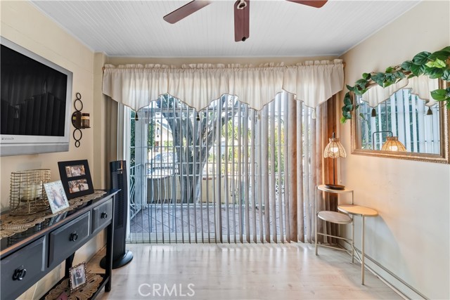 Detail Gallery Image 21 of 28 For 203 N Mesa St, San Pedro,  CA 90731 - 3 Beds | 2 Baths