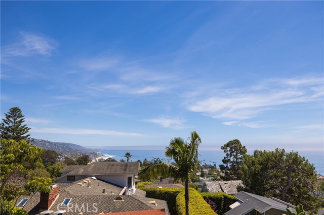 Detail Gallery Image 5 of 28 For 531 Allview, Laguna Beach,  CA 92651 - 4 Beds | 4/1 Baths