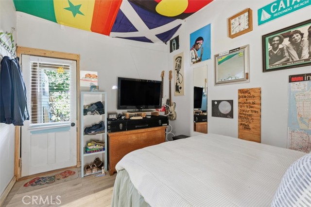 Detail Gallery Image 20 of 35 For 222 S Broadway, Redondo Beach,  CA 90277 - 2 Beds | 1 Baths