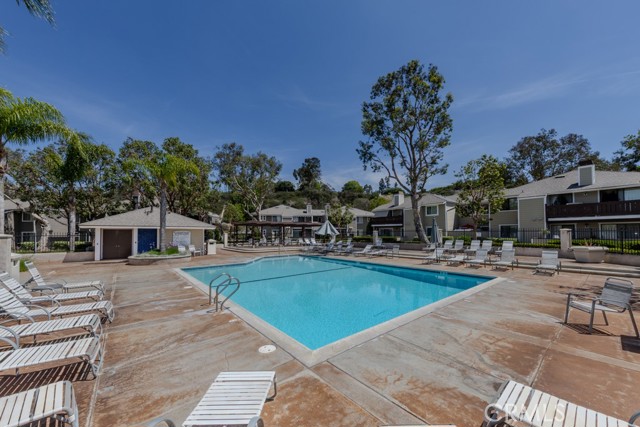 Detail Gallery Image 33 of 37 For 19134 Alamo Lane #162,  Yorba Linda,  CA 92886 - 2 Beds | 2 Baths