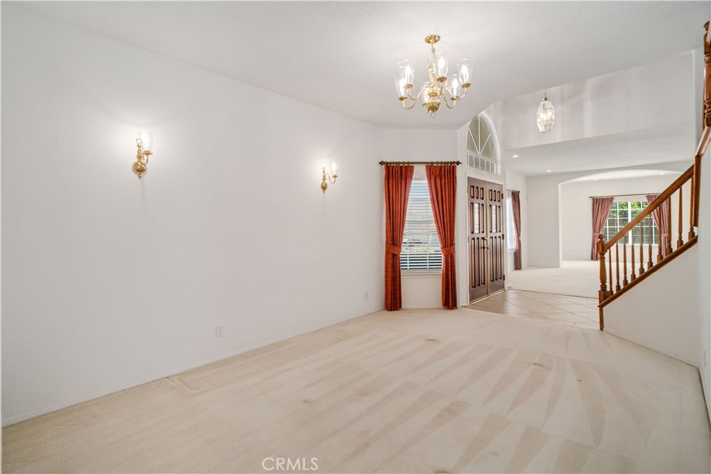 https://media.crmls.org/medias/1a2f2897-fe16-4e3d-905c-37ef47b9ffd0.jpg?preset=X-Large