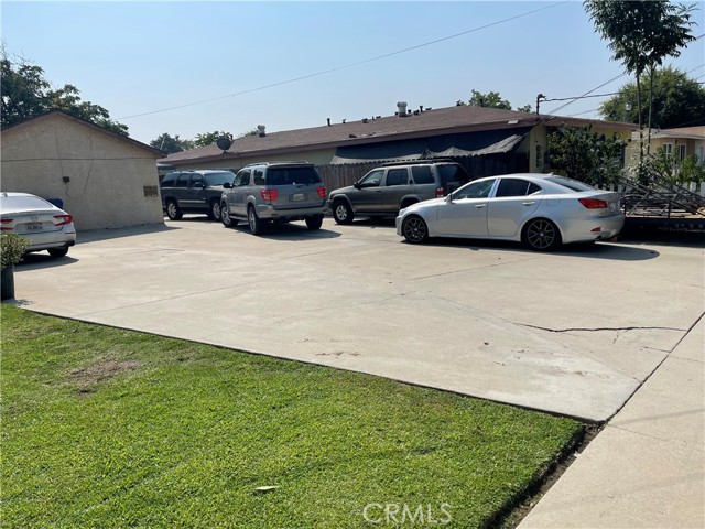 653 W Belmont Street, Ontario CA: https://media.crmls.org/medias/1a300302-ddbe-4329-9482-d42e14c2ff46.jpg