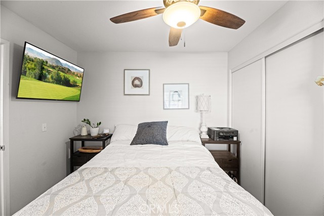 Detail Gallery Image 13 of 49 For 32816 Autumn Wood Cir, Lake Elsinore,  CA 92530 - 3 Beds | 2 Baths