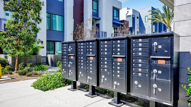 Detail Gallery Image 37 of 38 For 16372 Moonstone Cir, Tustin,  CA 92782 - 3 Beds | 3/1 Baths