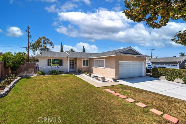 11986 Springview Drive, La Mirada CA: https://media.crmls.org/medias/1a313787-d03a-4d19-9d7d-f84afc18f947.jpg