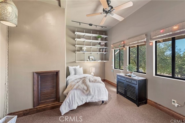 10950 Fox Springs Road, Murrieta CA: https://media.crmls.org/medias/1a319480-2330-48f6-a94e-b06b5d38303d.jpg