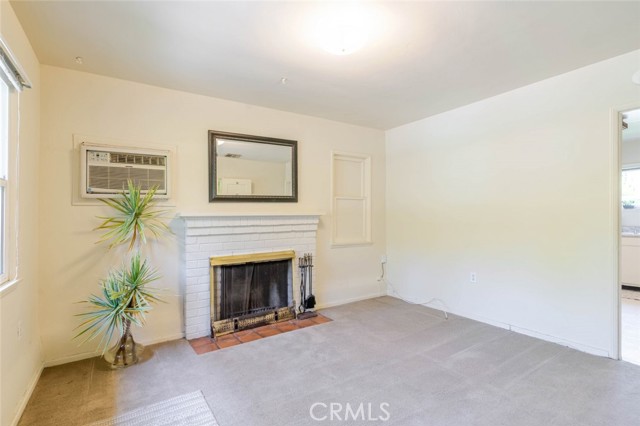 11594 Morrison Street, North Hollywood CA: https://media.crmls.org/medias/1a31ced9-a99c-4cf8-893b-3a859812faea.jpg