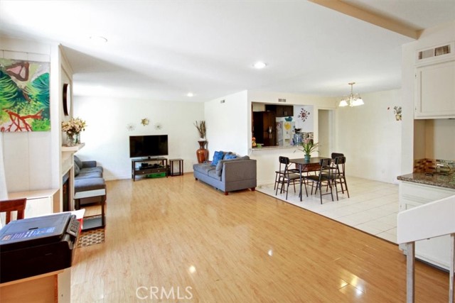 8341 De Soto Avenue, 11 photo 2