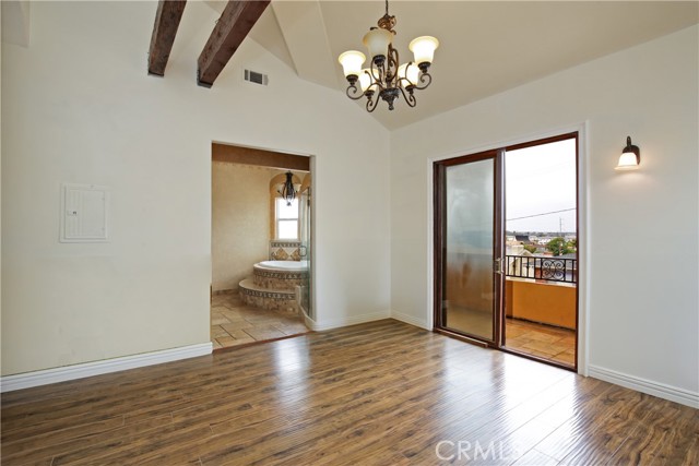 4622 W 131st Street, Hawthorne CA: https://media.crmls.org/medias/1a344c32-a6a1-4551-a349-c6c9f04fe3af.jpg
