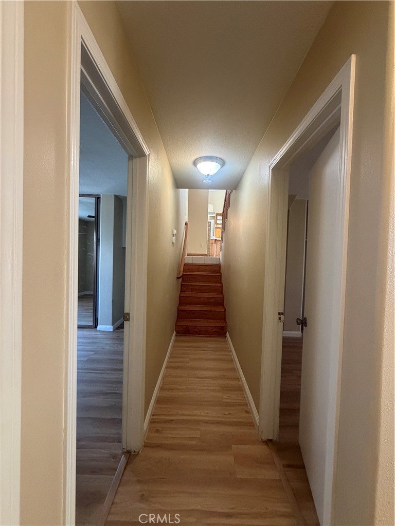 https://media.crmls.org/medias/1a344f26-12a3-4168-9562-5b42674c6b61.jpg?preset=X-Large