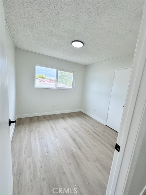 Detail Gallery Image 12 of 23 For 2465 N Idyllwild Ave, Rialto,  CA 92377 - 4 Beds | 2 Baths
