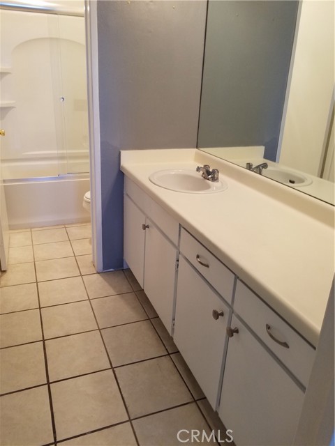1775 Diamond Street, San Diego CA: https://media.crmls.org/medias/1a34f9af-d005-4139-9063-53396fda32f6.jpg