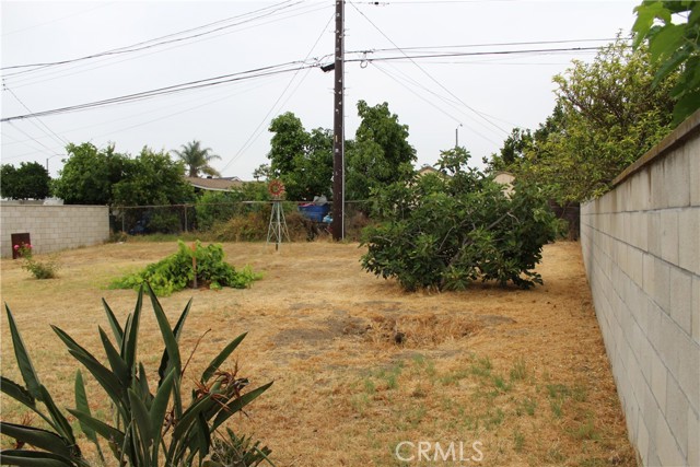 14430 Dinard Avenue, Norwalk CA: https://media.crmls.org/medias/1a35424e-36b6-49e0-8712-524d602662b1.jpg