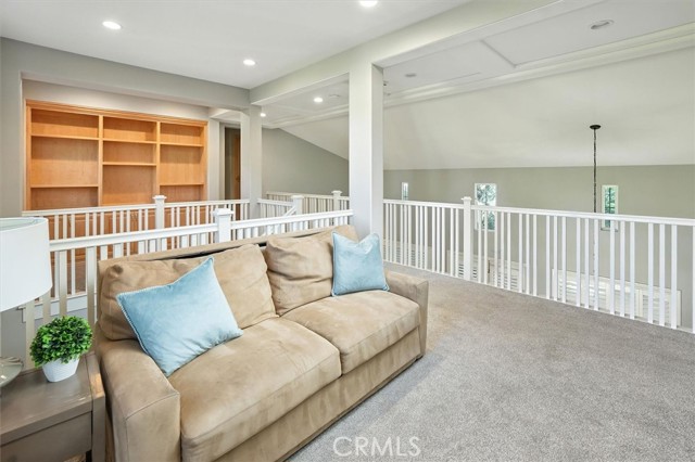 Detail Gallery Image 33 of 47 For 24909 Ironwood Dr, Valencia,  CA 91355 - 4 Beds | 4 Baths