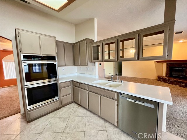 Detail Gallery Image 14 of 24 For 14355 Bochee Rd, Apple Valley,  CA 92307 - 3 Beds | 2 Baths