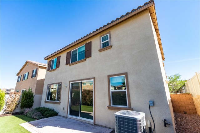 13139 Upland Court, Hesperia CA: https://media.crmls.org/medias/1a35d8a4-93c3-4e3e-863a-e01a41bcab64.jpg