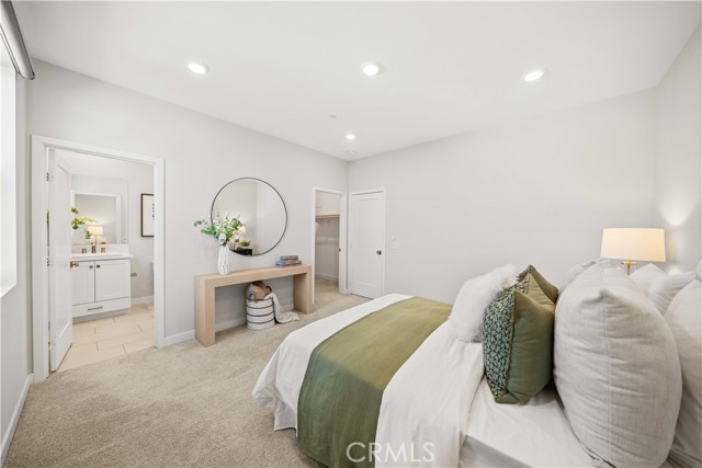 Detail Gallery Image 39 of 44 For 220 Keeper, Irvine,  CA 92618 - 3 Beds | 3/1 Baths