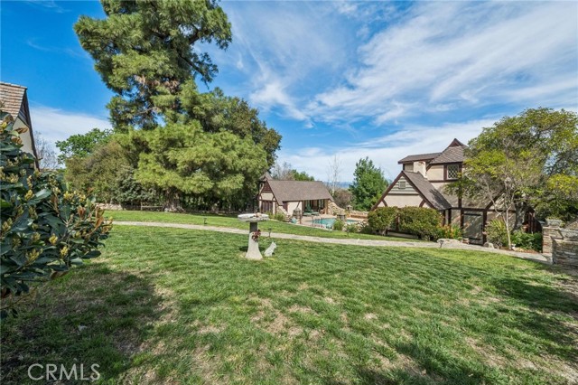 Detail Gallery Image 4 of 75 For 23021 8th St, Newhall,  CA 91321 - 2 Beds | 2 Baths