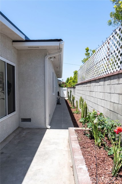 Detail Gallery Image 56 of 69 For 5320 W 142nd Pl, Hawthorne,  CA 90250 - 3 Beds | 2 Baths