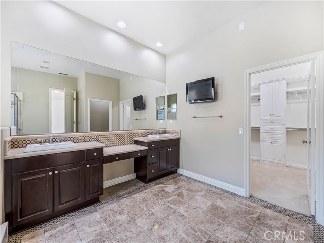 12800 Via Donatello, Porter Ranch CA: https://media.crmls.org/medias/1a367056-5d4f-4bfc-8c99-805d0925c7e2.jpg