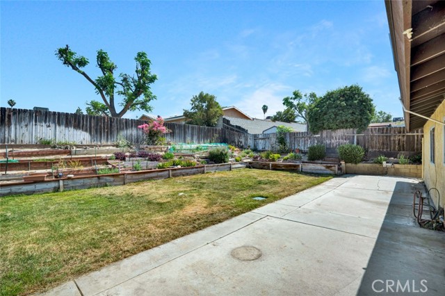 2378 Thisa Way, Hemet CA: https://media.crmls.org/medias/1a36e0c9-7448-4eec-90e2-835c70588325.jpg