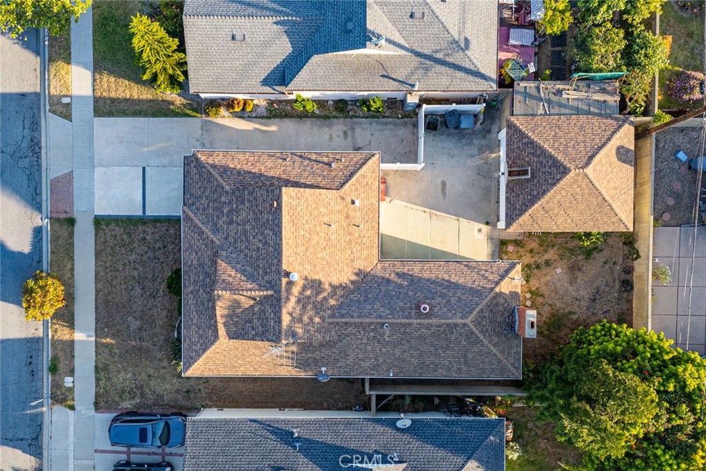 https://media.crmls.org/medias/1a3750dc-ea77-4011-8488-25f80a9bbd86.jpg?preset=X-Large