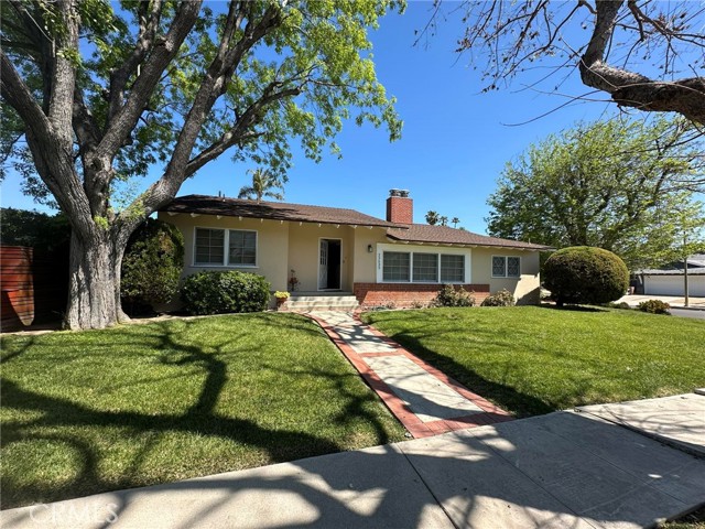 23635 Marylee st photo 1