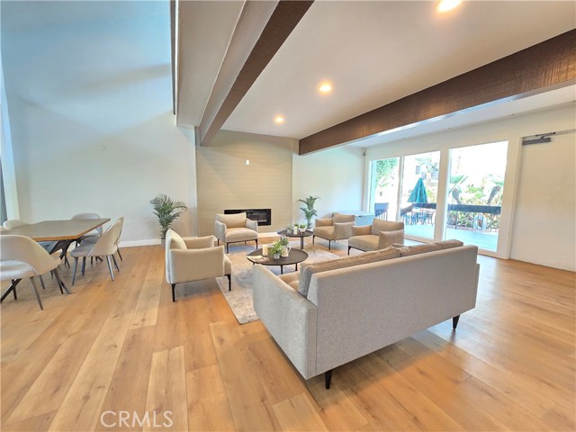 Detail Gallery Image 19 of 31 For 18645 Hatteras St #161,  Tarzana,  CA 91356 - 2 Beds | 1/1 Baths