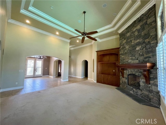 16052 W Middleton Avenue, Kerman CA: https://media.crmls.org/medias/1a38e02a-4459-4707-b88b-68dc4460fe2a.jpg