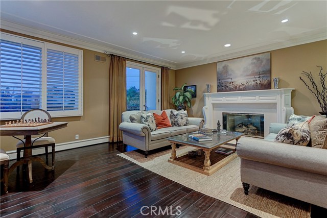 934 Duncan Avenue, Manhattan Beach, California 90266, 5 Bedrooms Bedrooms, ,4 BathroomsBathrooms,Residential,Sold,Duncan,SB17006848