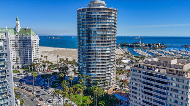 700 E Ocean Boulevard, Long Beach CA: https://media.crmls.org/medias/1a3961d1-25f2-4a0a-80cf-df909cc4a161.jpg