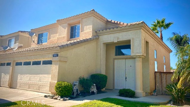 9200 Lantana Dr, Corona, CA 92883