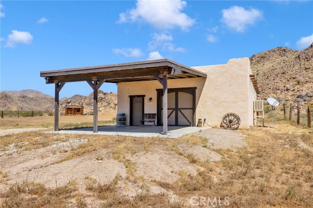 Detail Gallery Image 2 of 45 For 31542 Spinel, Lucerne Valley,  CA 92356 - 1 Beds | 1 Baths