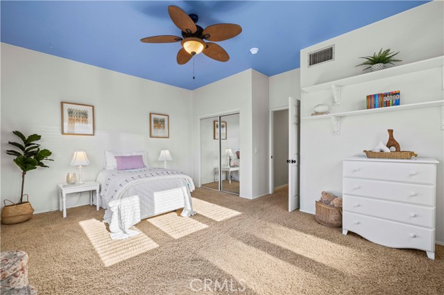 23664 Clearidge Drive, Valencia CA: https://media.crmls.org/medias/1a3a1ba8-a2e8-4012-821f-372c51953579.jpg
